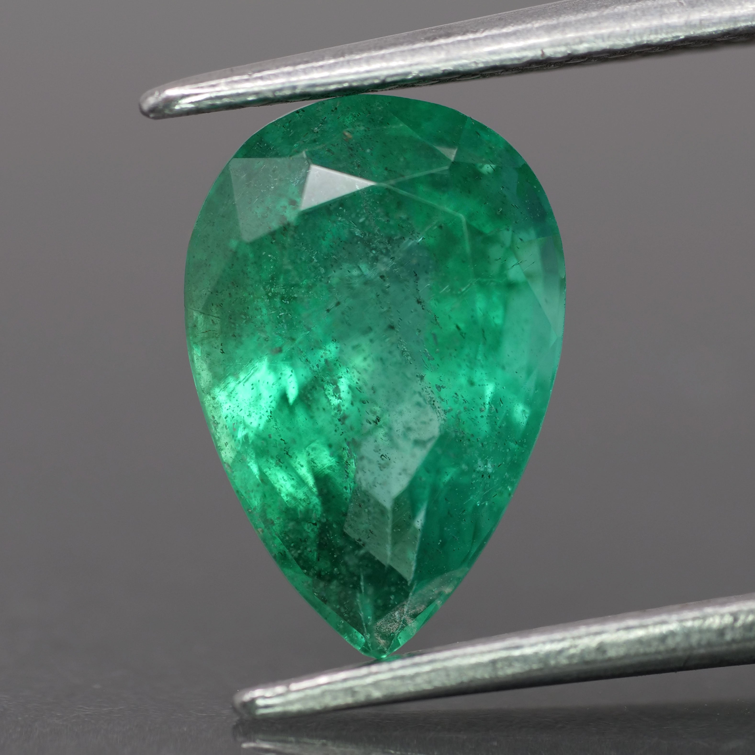 Emerald | natural, green color, pear-cut, *10.5x7mm, 2.1ct - Eden Garden Jewelry™