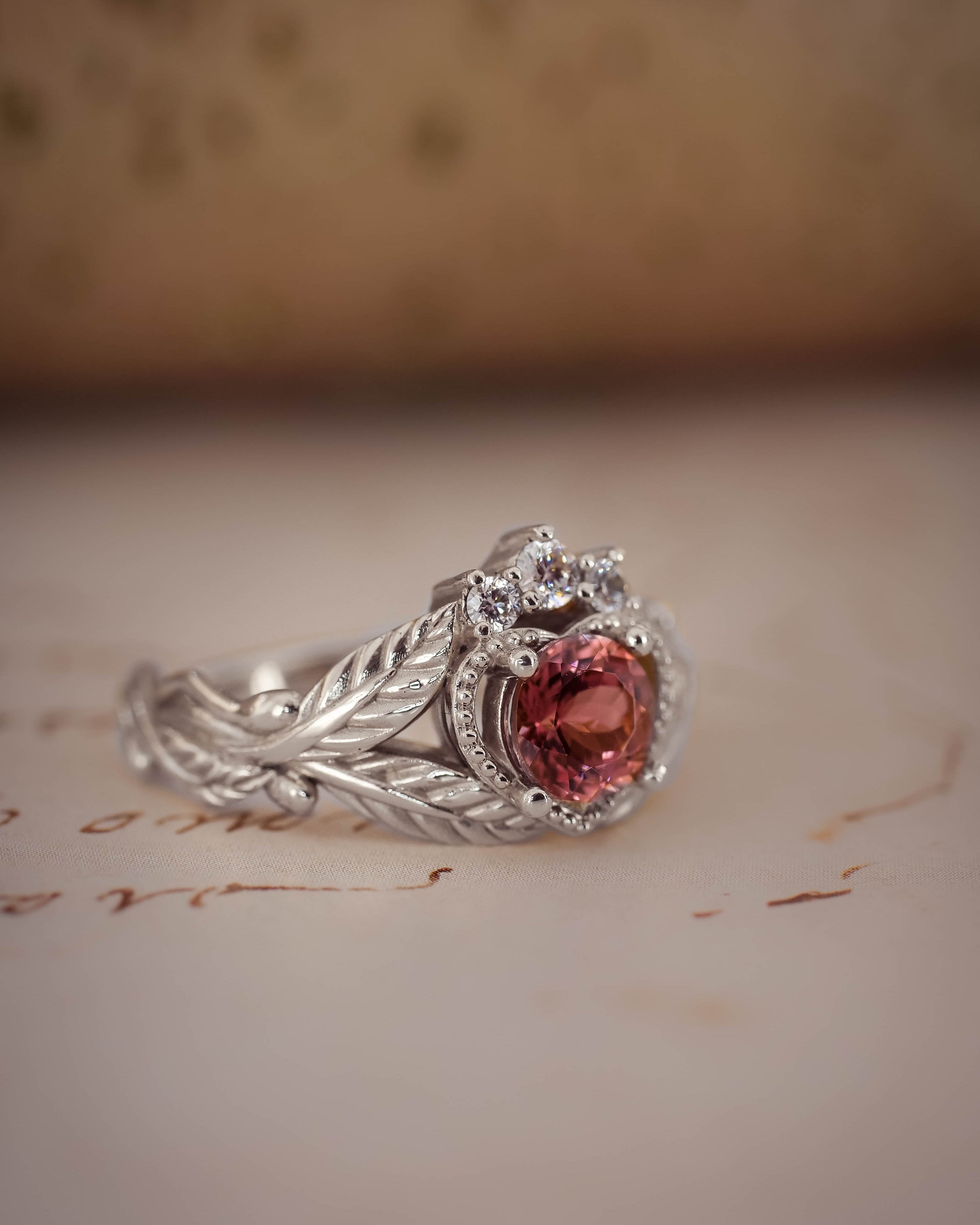 Claddagh | custom ring setting, 6 mm central gemstone - Eden Garden Jewelry™