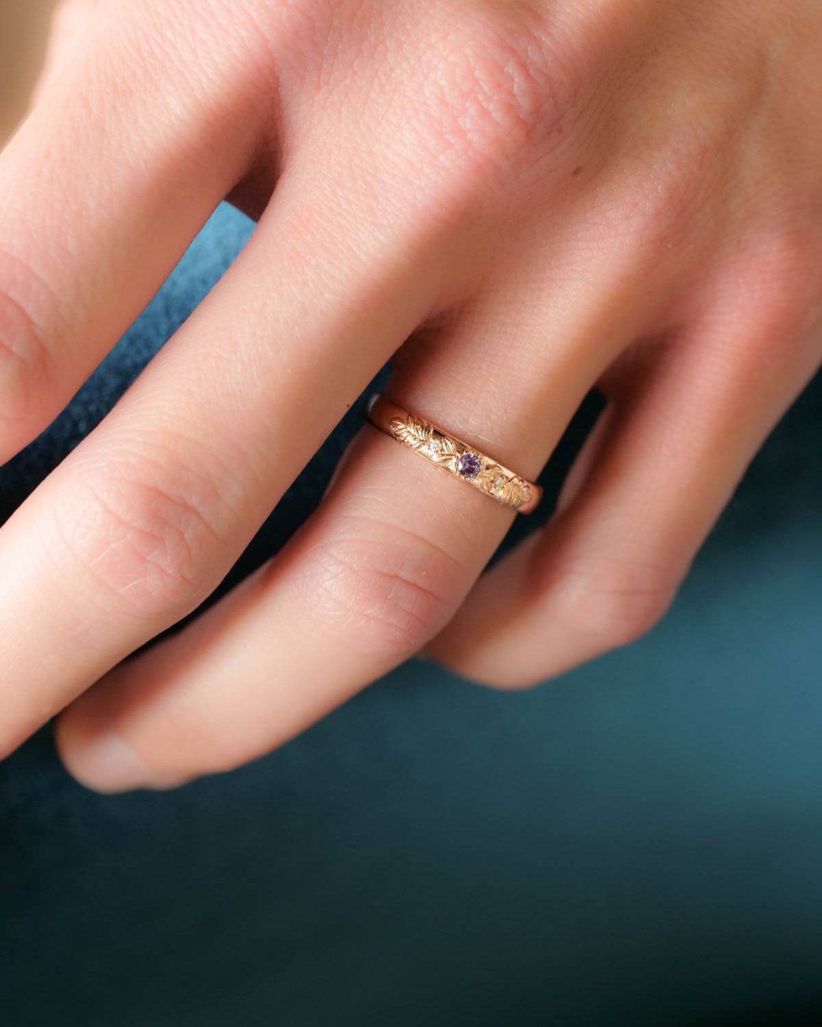 Wreath wedding band with three gemstones - Eden Garden Jewelry™
