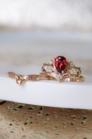 Pear shaped garnet engagement ring, alternative bridal ring set / Swanlake - Eden Garden Jewelry™