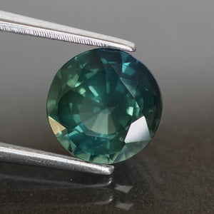 Sapphire Teal | natural, greenish blue, round cut 7.8 mm, 2.10ct - Eden Garden Jewelry™