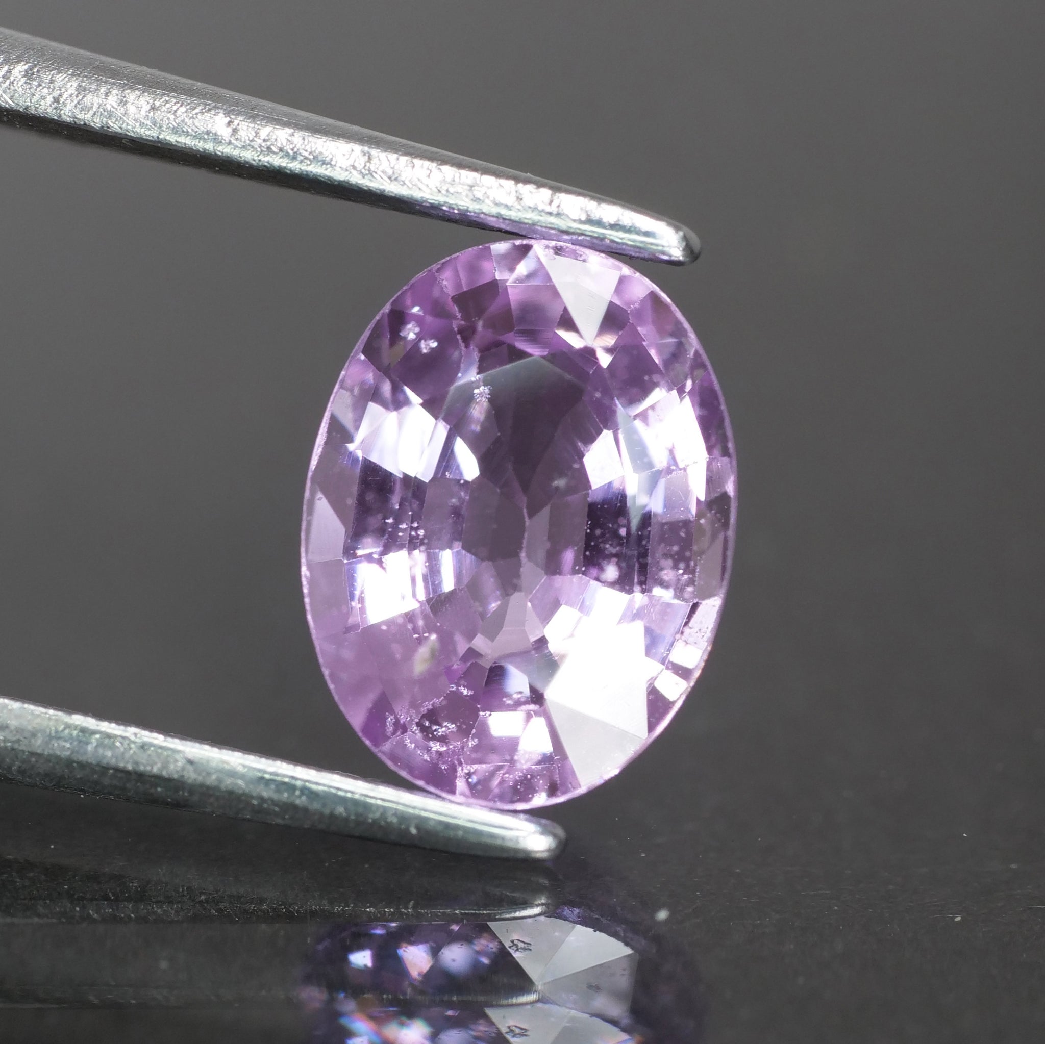 Pink Sapphire | IGI certified | natural, oval cut *8x6 mm, VS , 1.60ct - Eden Garden Jewelry™