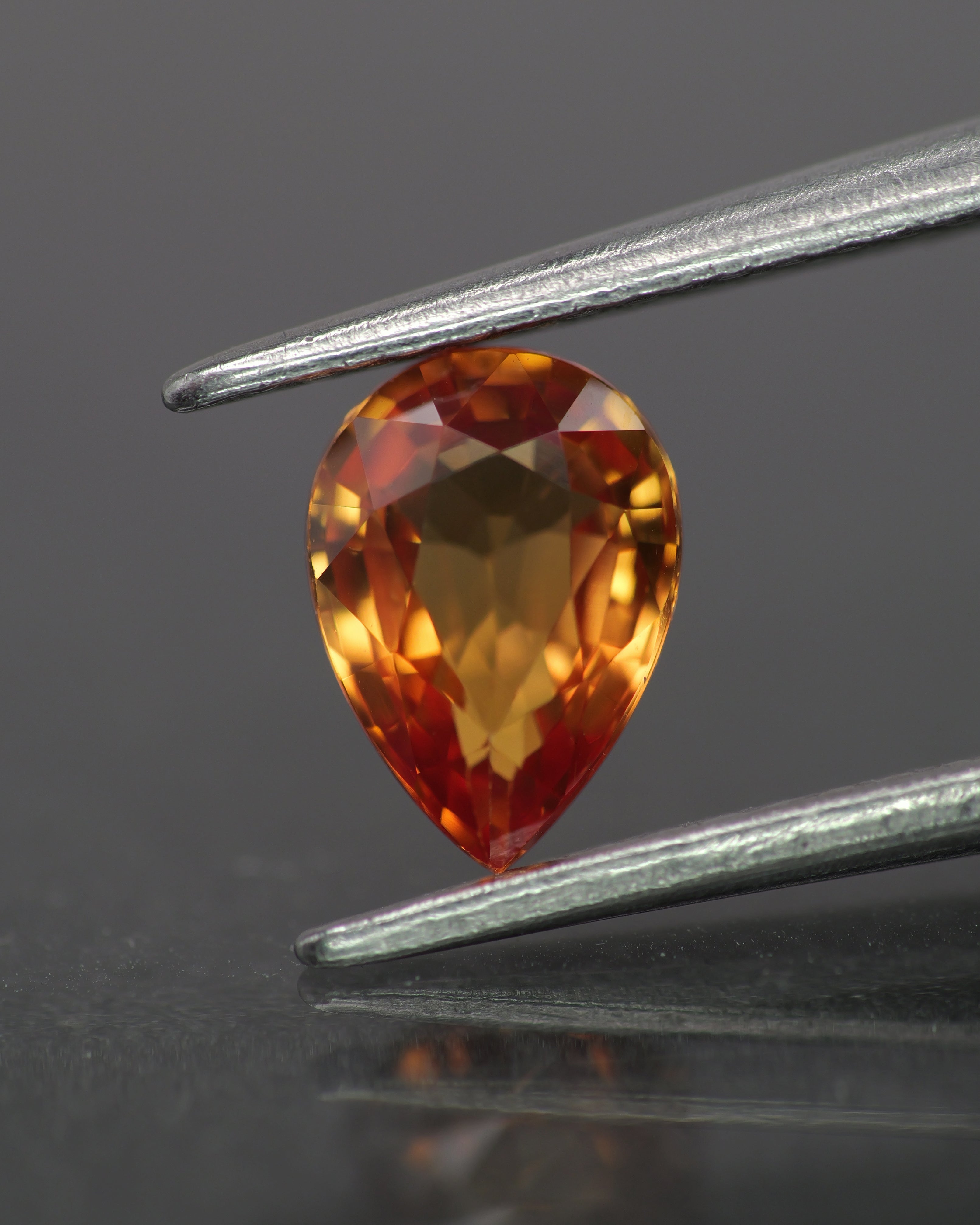 Sapphire | natural, orange color, pear-cut, 7x5mm, 0.8ct - Eden Garden Jewelry™