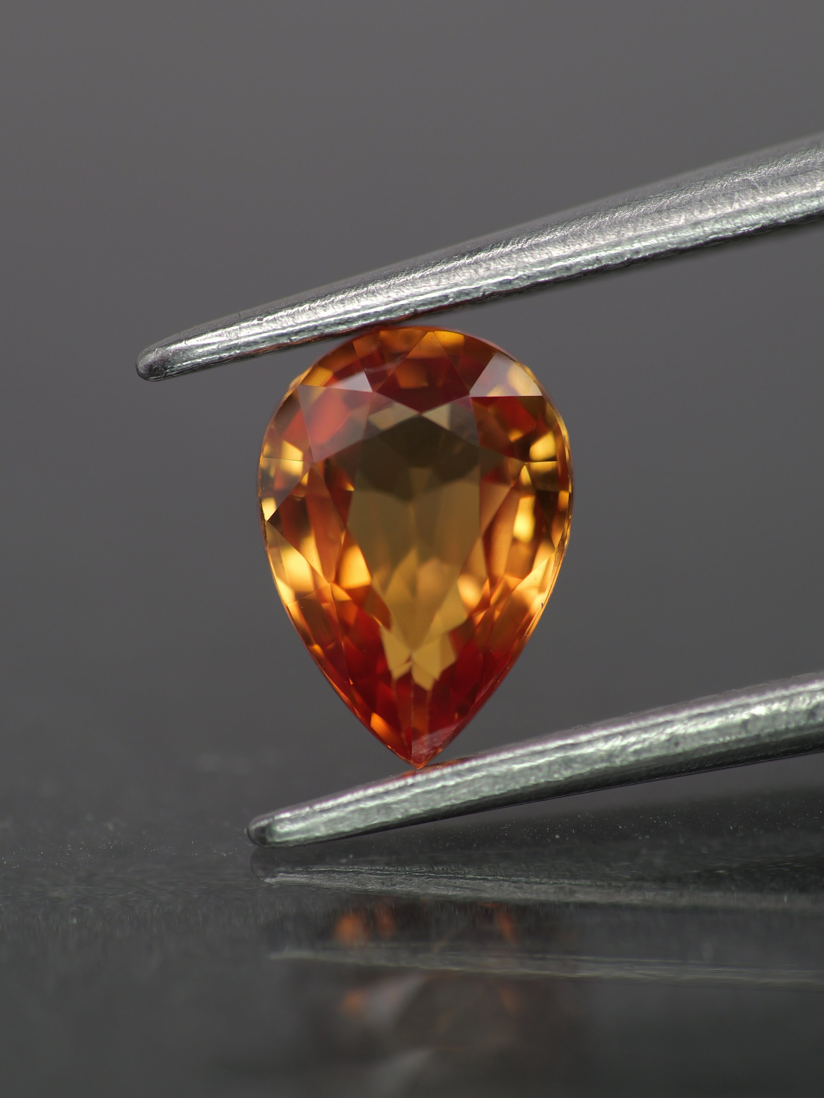Sapphire | natural, orange color, pear-cut, 7x5mm, 0.8ct - Eden Garden Jewelry™