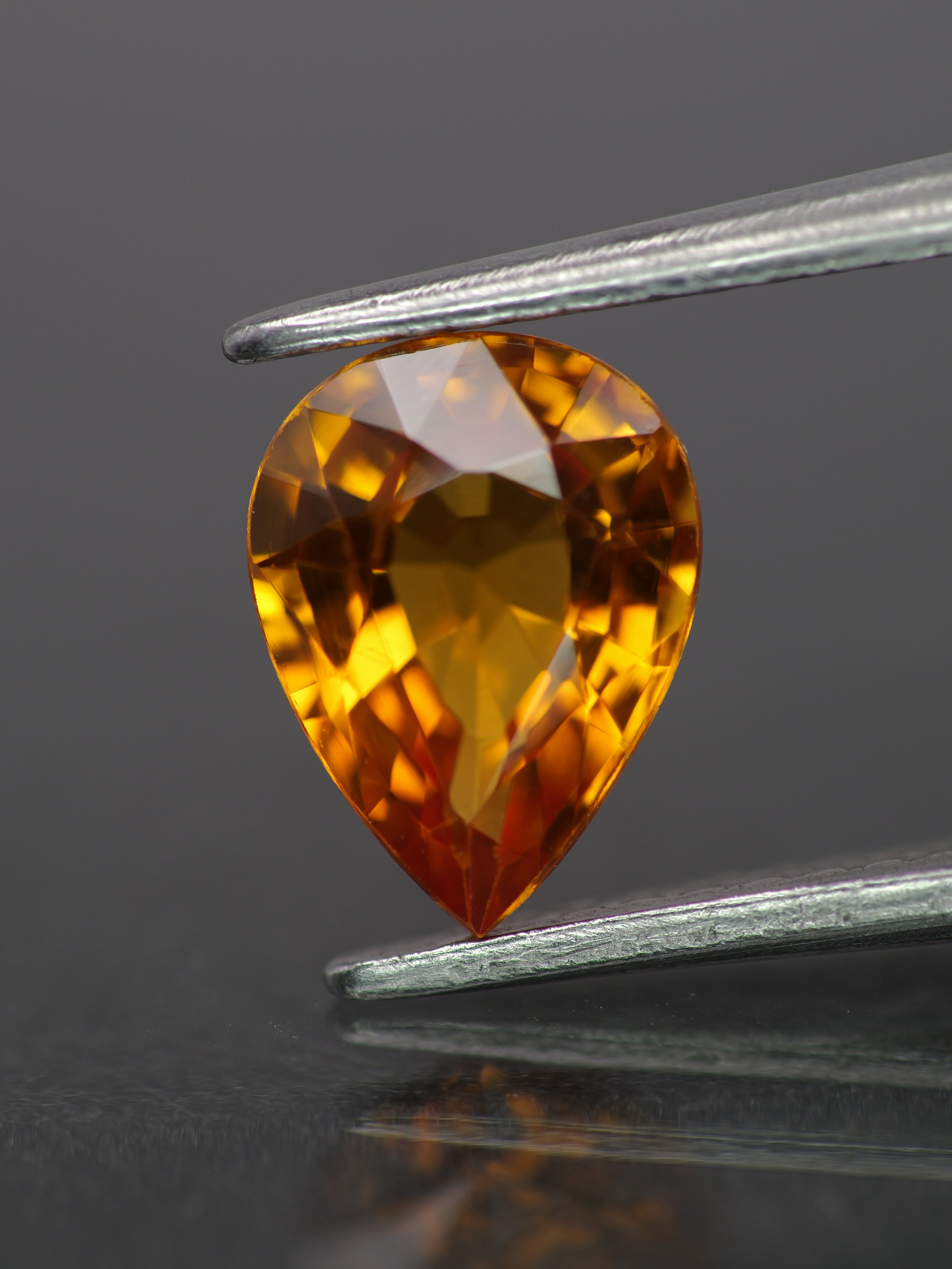 Sapphire | natural, orange color, pear-cut, 8x6mm, *1.3ct - Eden Garden Jewelry™