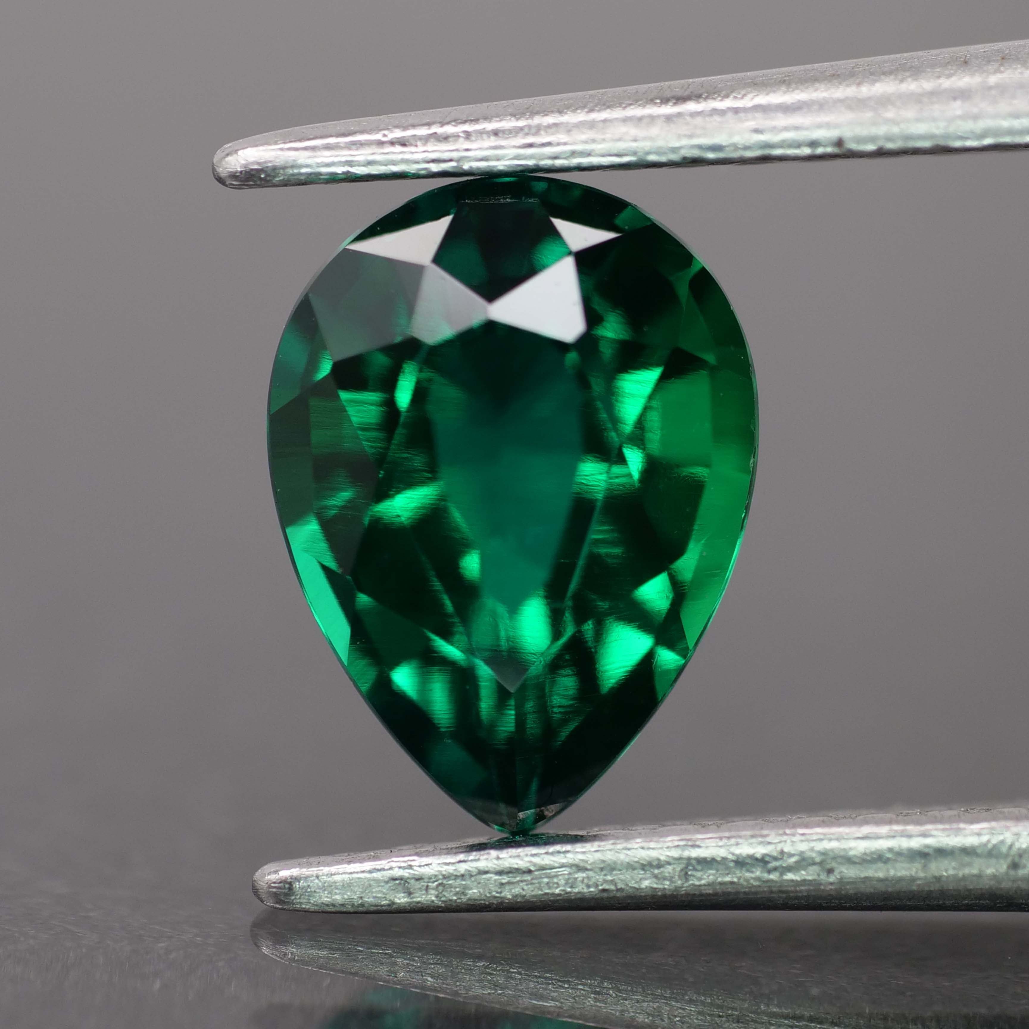 Emerald | IGI certified | Lab-Created Hydrothermal, pear-cut, 8x6mm, *1ct - Eden Garden Jewelry™