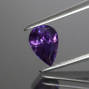 Sapphire | natural, deep purple, pear cut 7x5mm*, VS 0.9ct - Eden Garden Jewelry™