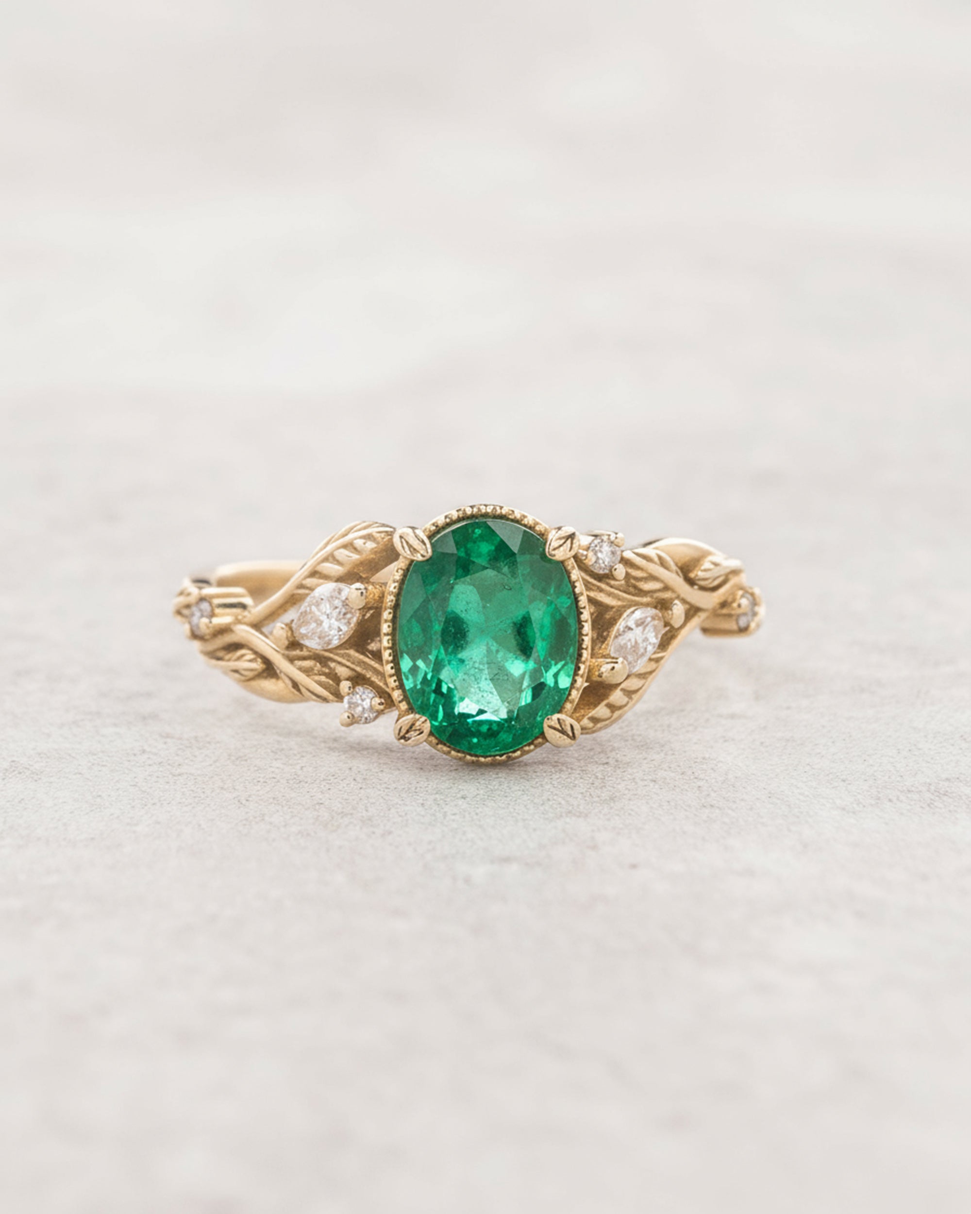 Natural emerald and diamonds engagement ring / Patricia - Eden Garden Jewelry™