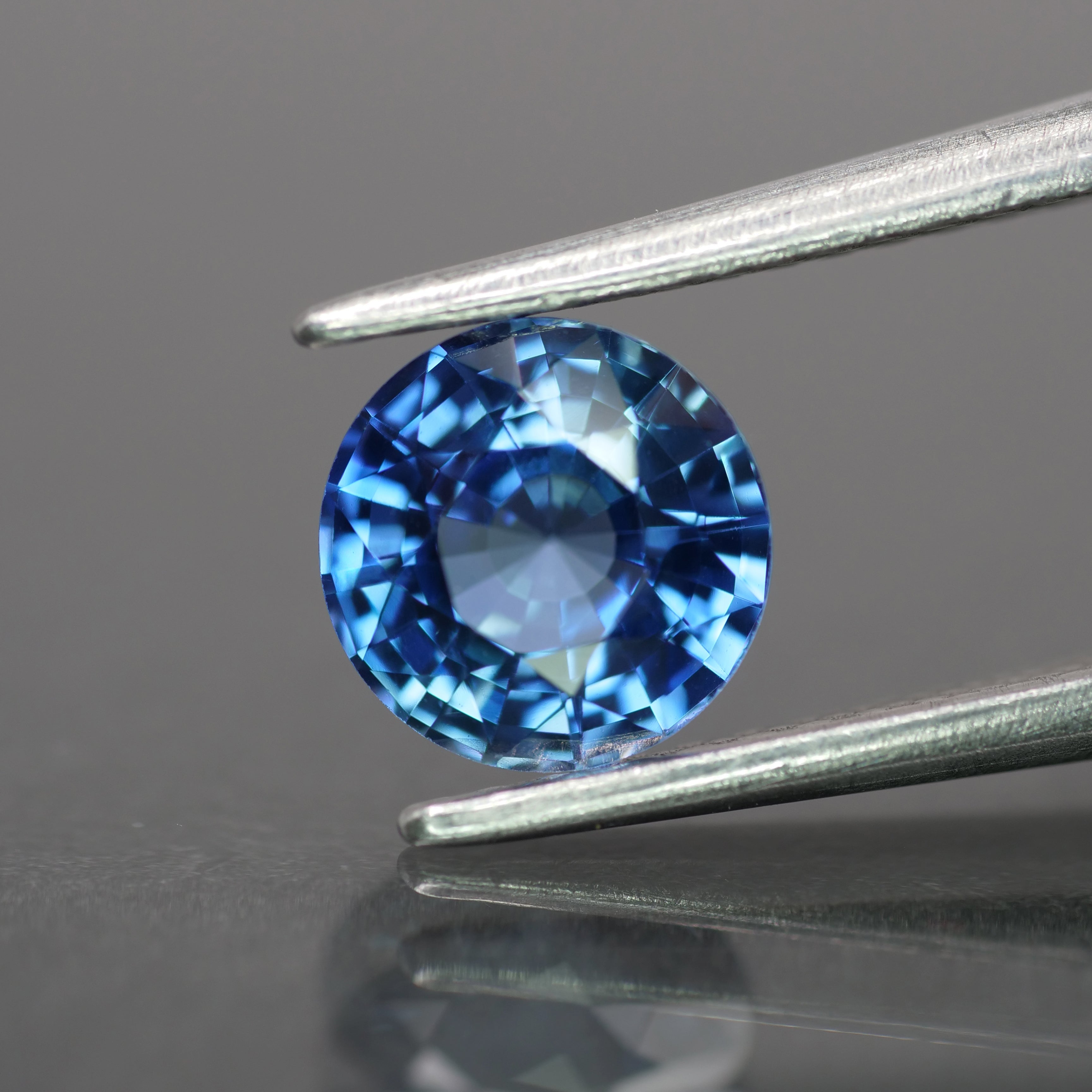 Sapphire | natural, blue color, round-cut, 6.2mm, 1.1ct - Eden Garden Jewelry™