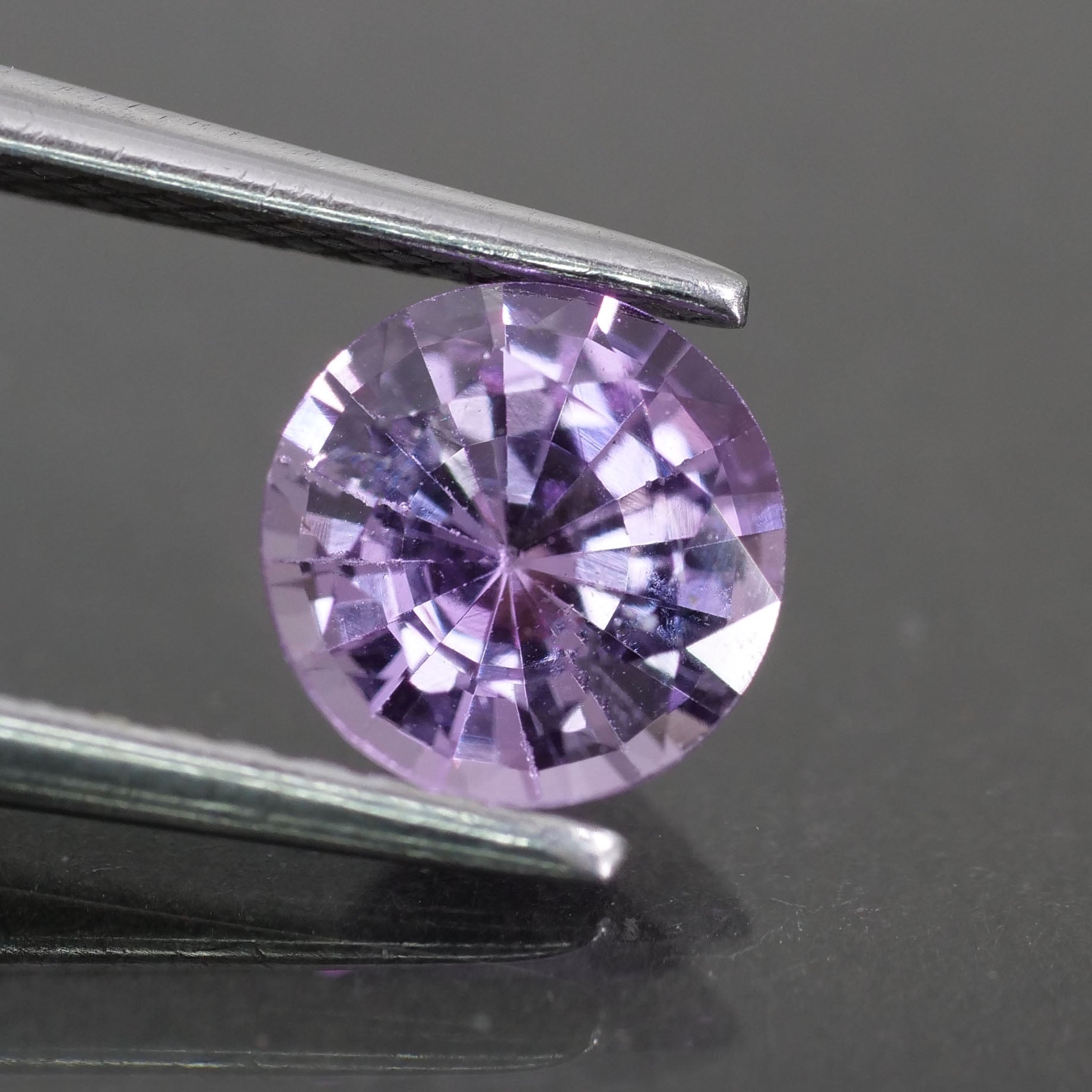 Sapphire | natural, pinkish purple, round cut 6 mm, 0.80 ct, VS - Eden Garden Jewelry™