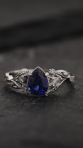 Royal Blue Sapphire Engagement Ring with Diamonds / Patricia - Eden Garden Jewelry™