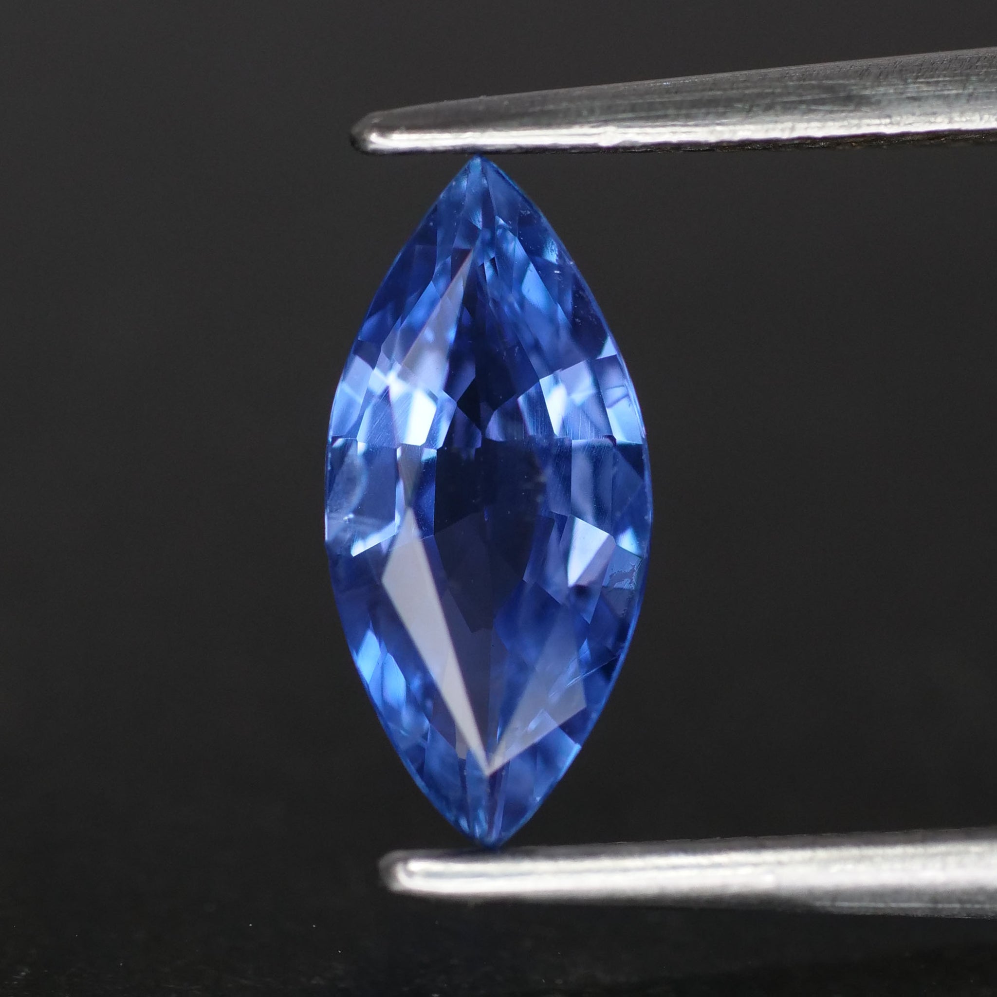 Sapphire | natural, blue colour, marquise cut *9x4 mm, 0.80 ct, Tanzania - Eden Garden Jewelry™