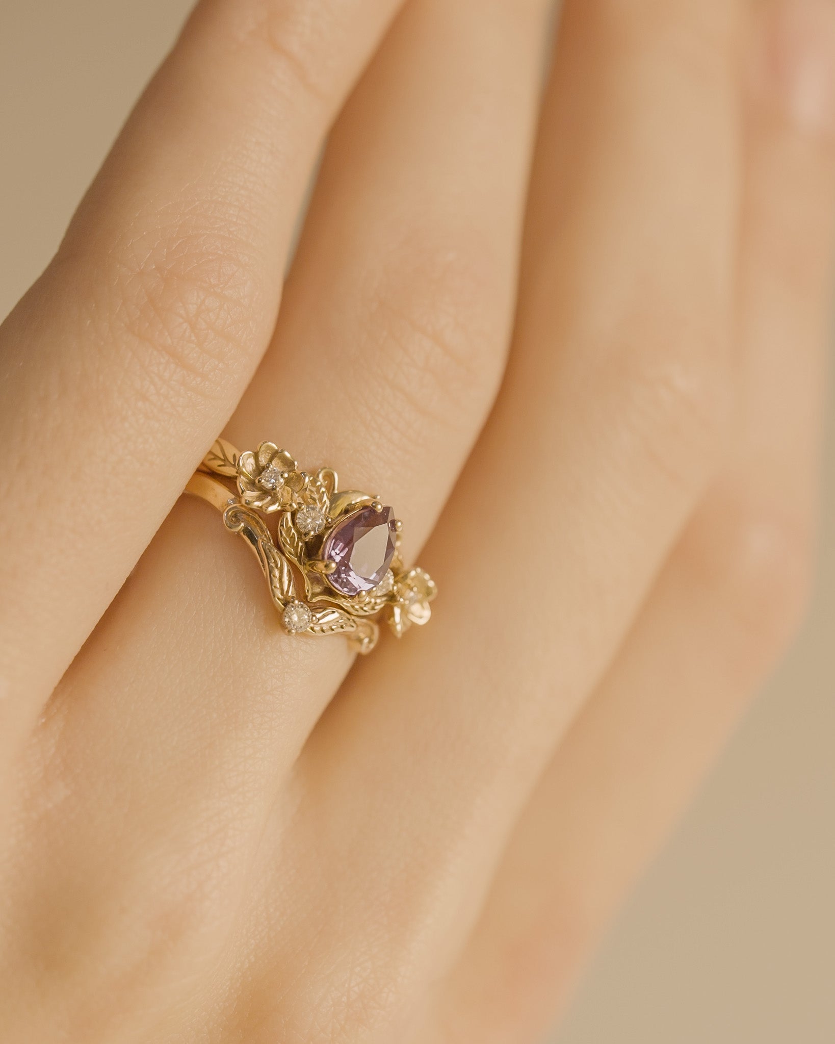 Bridal set with pear cut alexandrite and diamonds / Adelina - Eden Garden Jewelry™