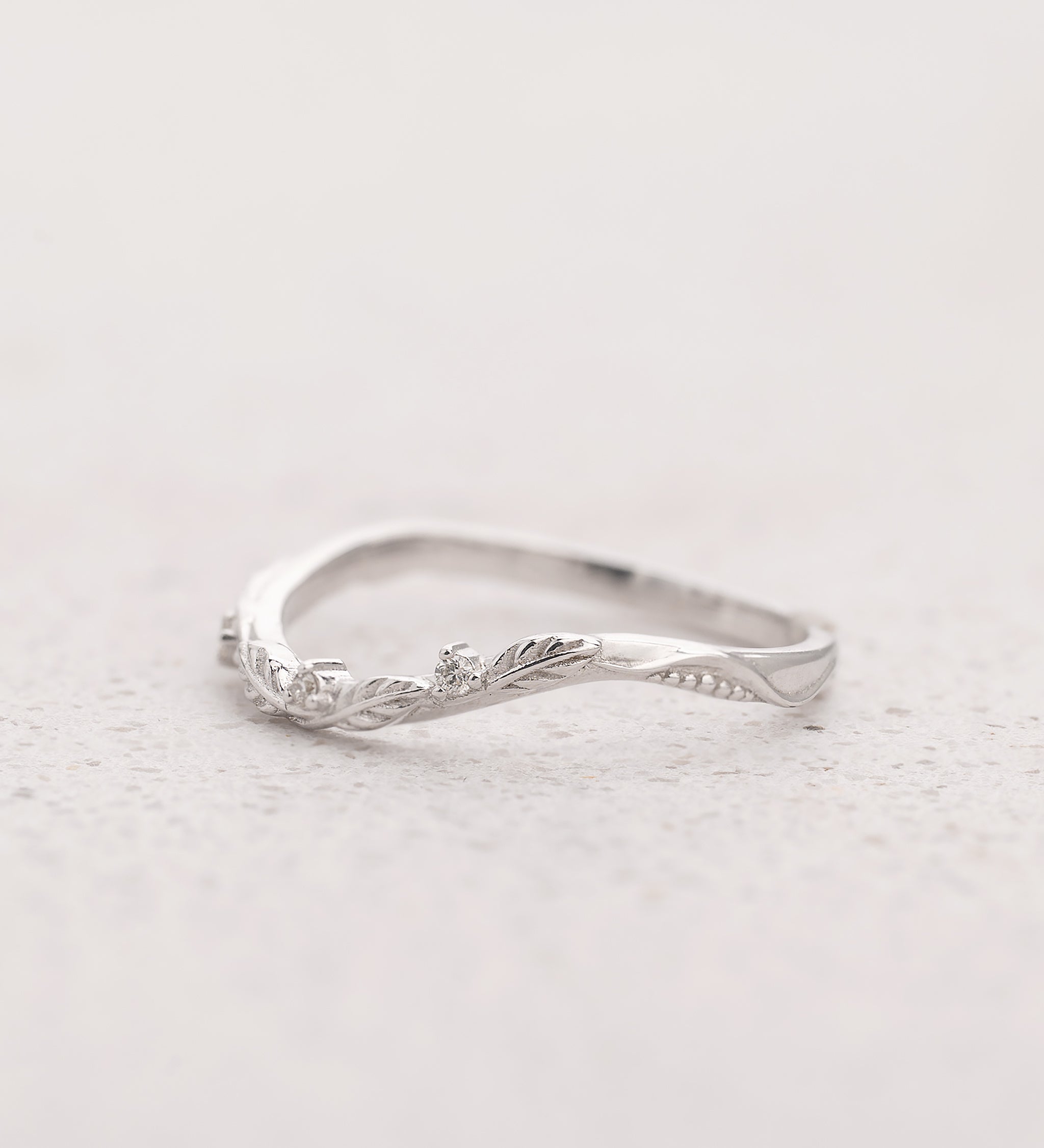 Twig Matching Wedding Band with Diamonds & Leaves / Patricia - Eden Garden Jewelry™