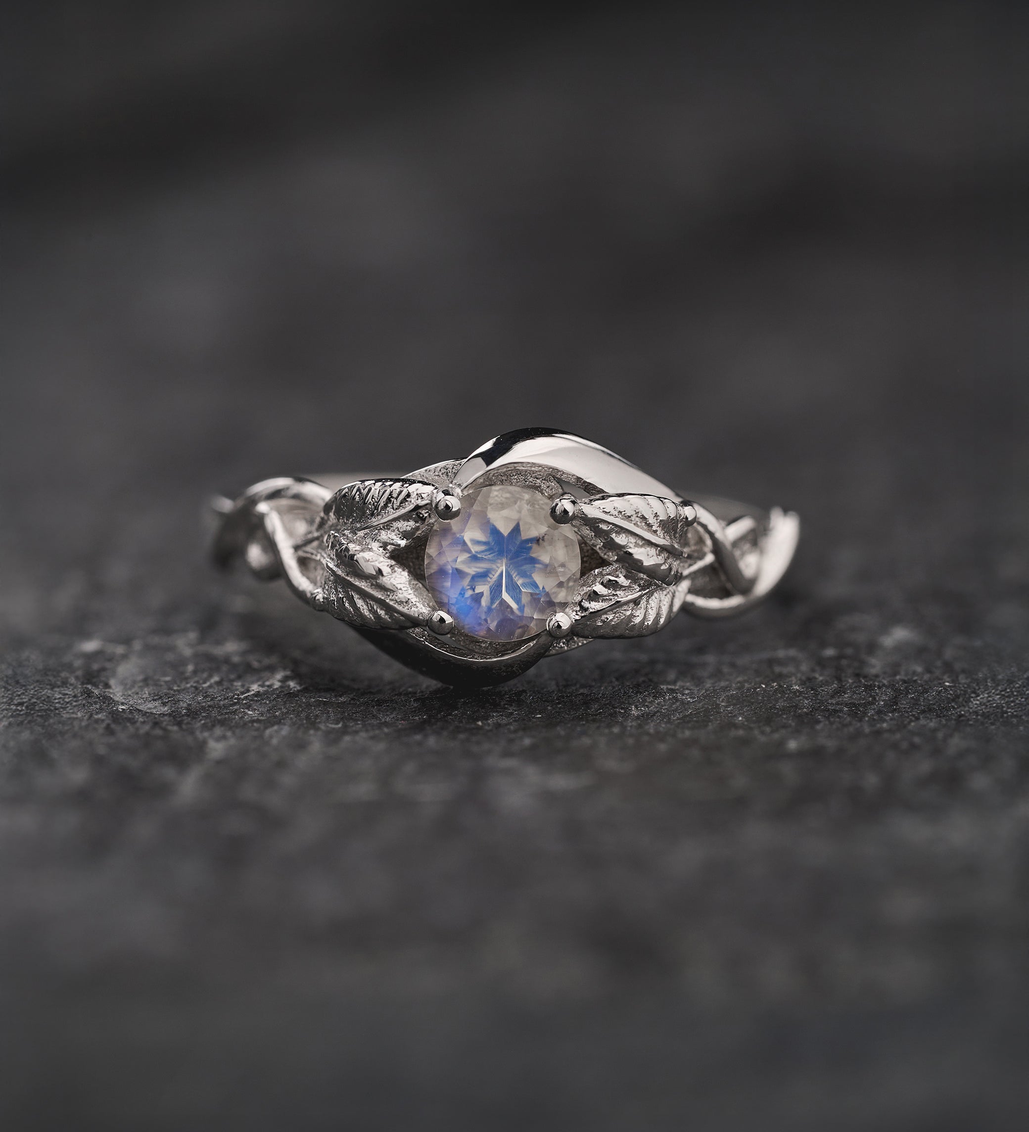 Woman Engagement Ring with Moonstone in White Gold / Azalea - Eden Garden Jewelry™