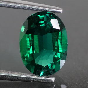 Emerald | Lab-Created Hydrothermal, oval cut 10x7mm, VS 2.2ct - Eden Garden Jewelry™