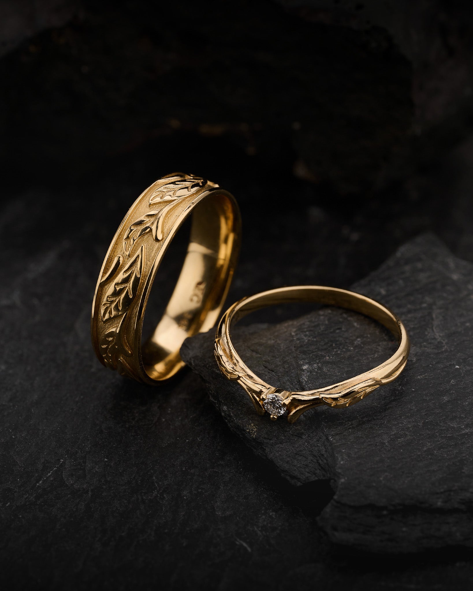 Couple Wedding Band Set with Leaf Design / Wisteria - Eden Garden Jewelry™