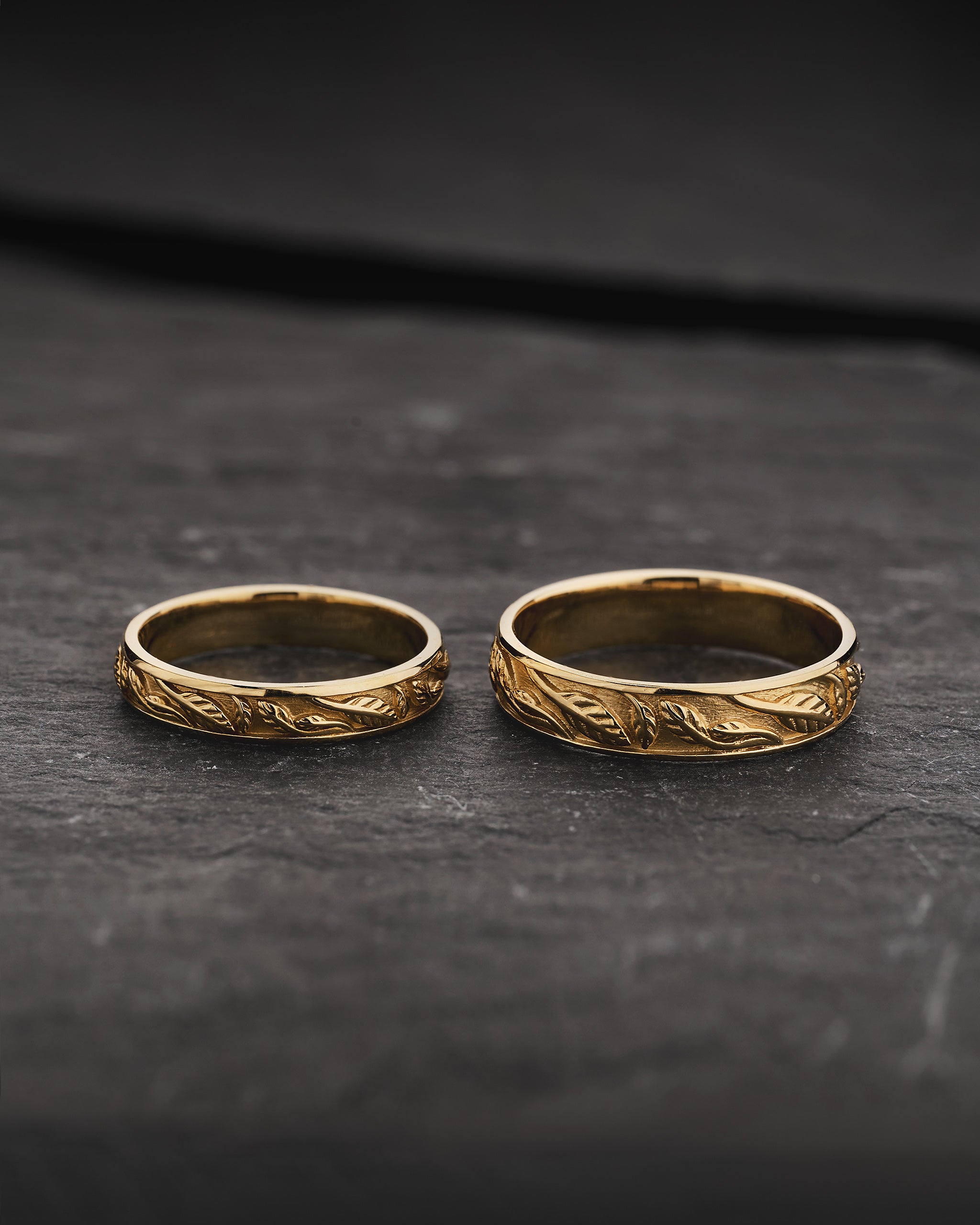 Couple Wedding Band Set in Leafy Design / Patricia - Eden Garden Jewelry™