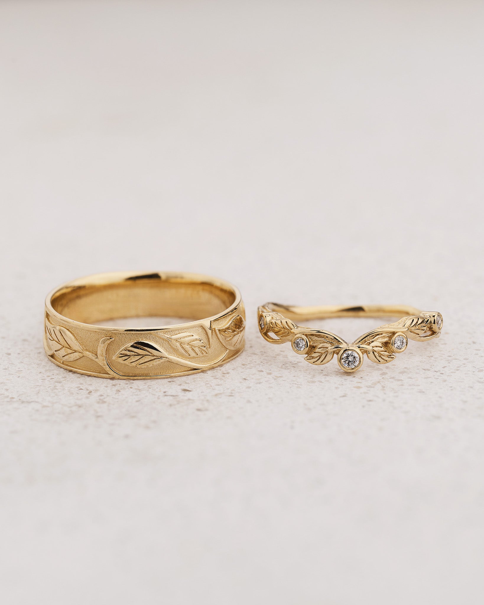 Couple Wedding Band Set with Forest Motif / Arius - Eden Garden Jewelry™