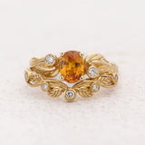 Bridal ring set with orange sapphire and diamonds / Arius