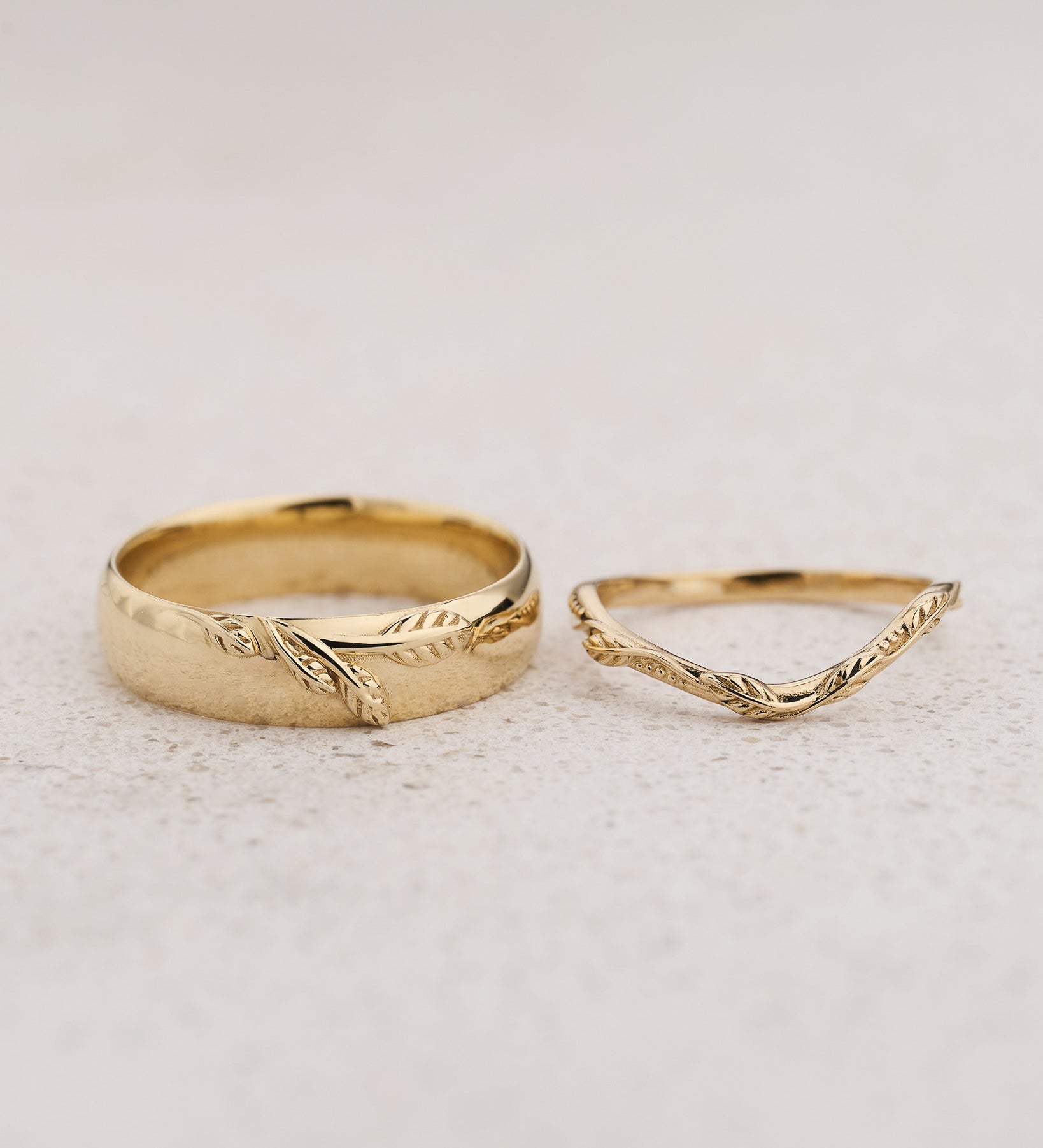 Wedding rings set for couples: sanblast finish band with branch for him, simple curved twig ring for her (Copy) - Eden Garden Jewelry™