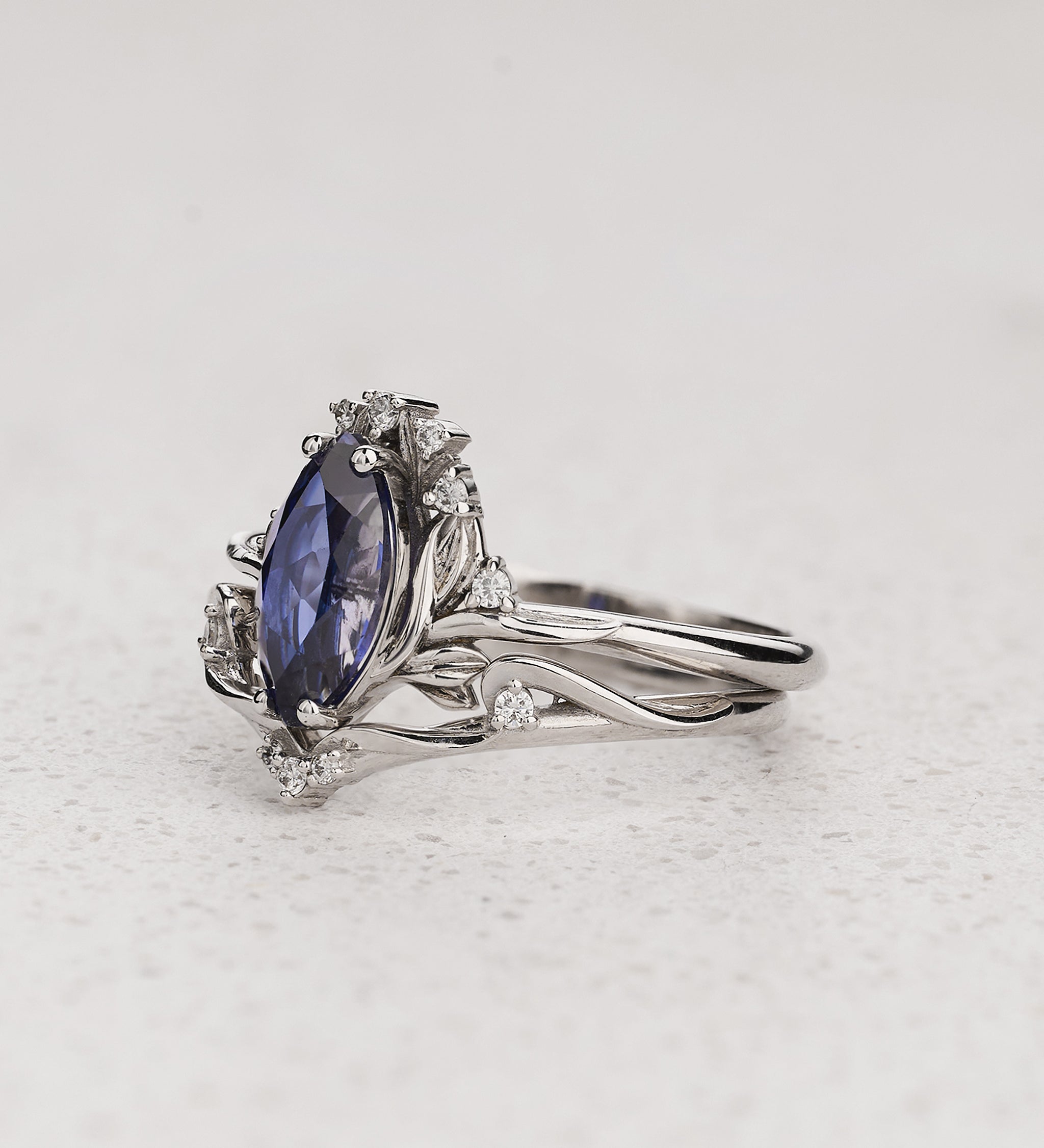 Bridal Set with Marquise Blue Sapphire (Lab-Grown) in Flower Style / Iris - Eden Garden Jewelry™