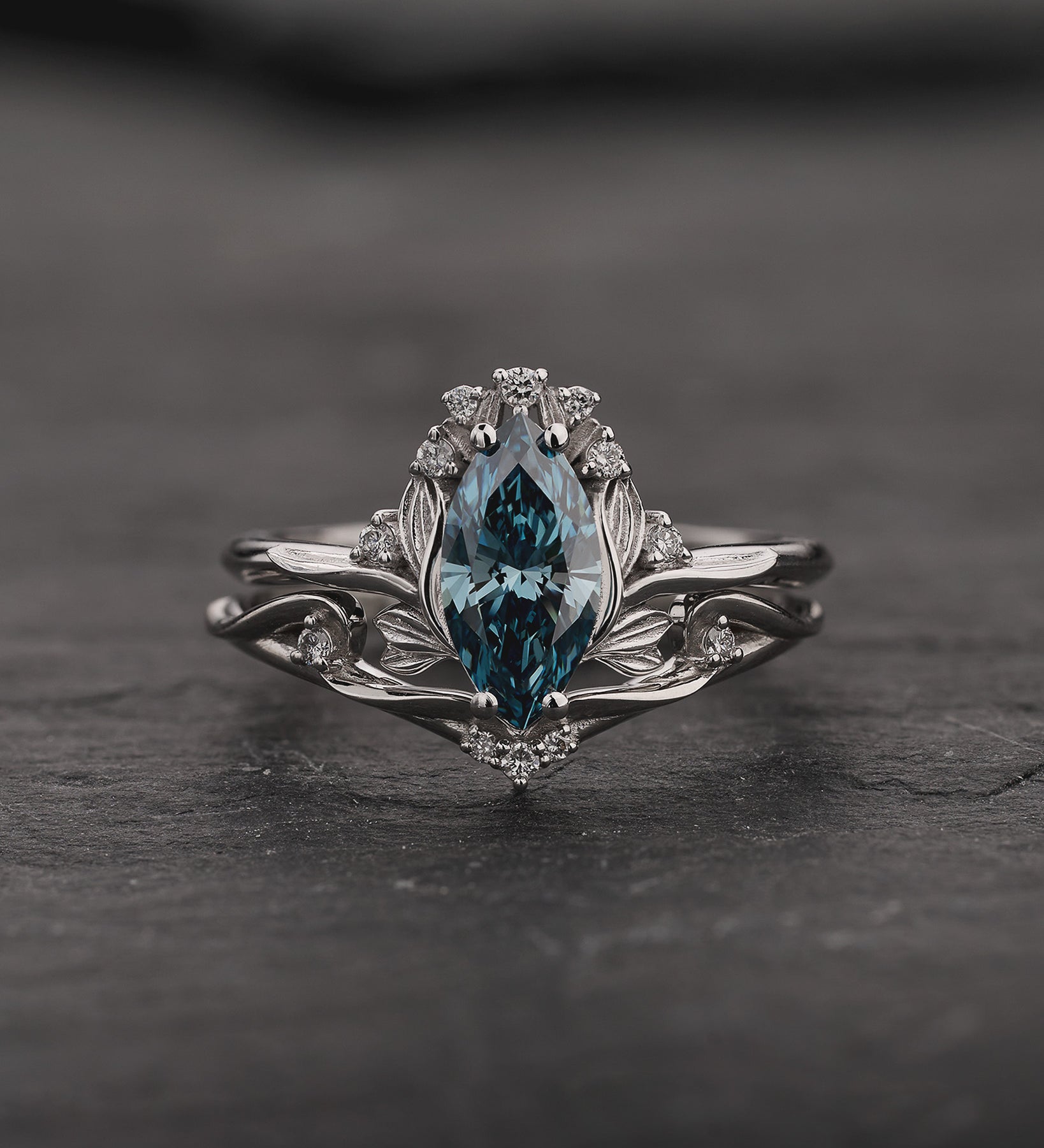 Bridal Set with Marquise Fancy Blue Diamond (Lab-Grown) in Flower Style / Iris - Eden Garden Jewelry™