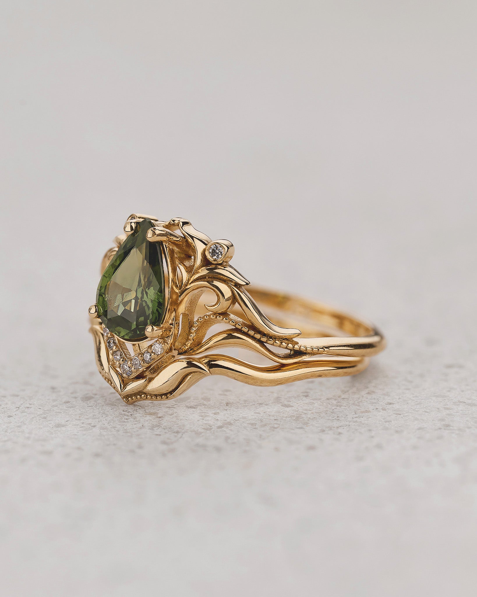 Art Nouveau Bridal Set with Pear-Cut Green Sapphire / Lida - Eden Garden Jewelry™