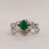 Bridal Set with Pear-Cut Emerald and Leaf Motifs / Azalea - Eden Garden Jewelry™