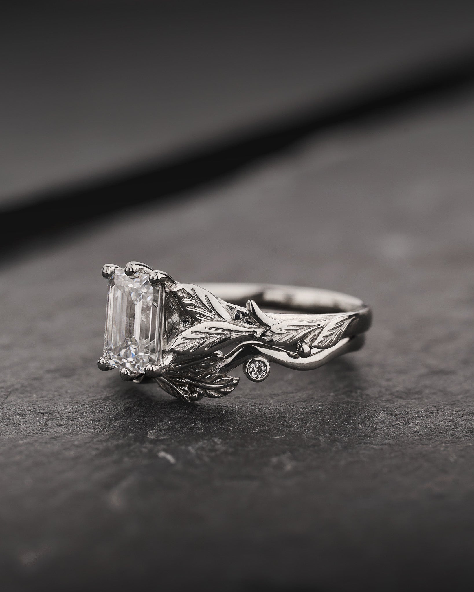 Bridal Set with Emerald-Cut Diamond and Leaf Design / Freesia - Eden Garden Jewelry™