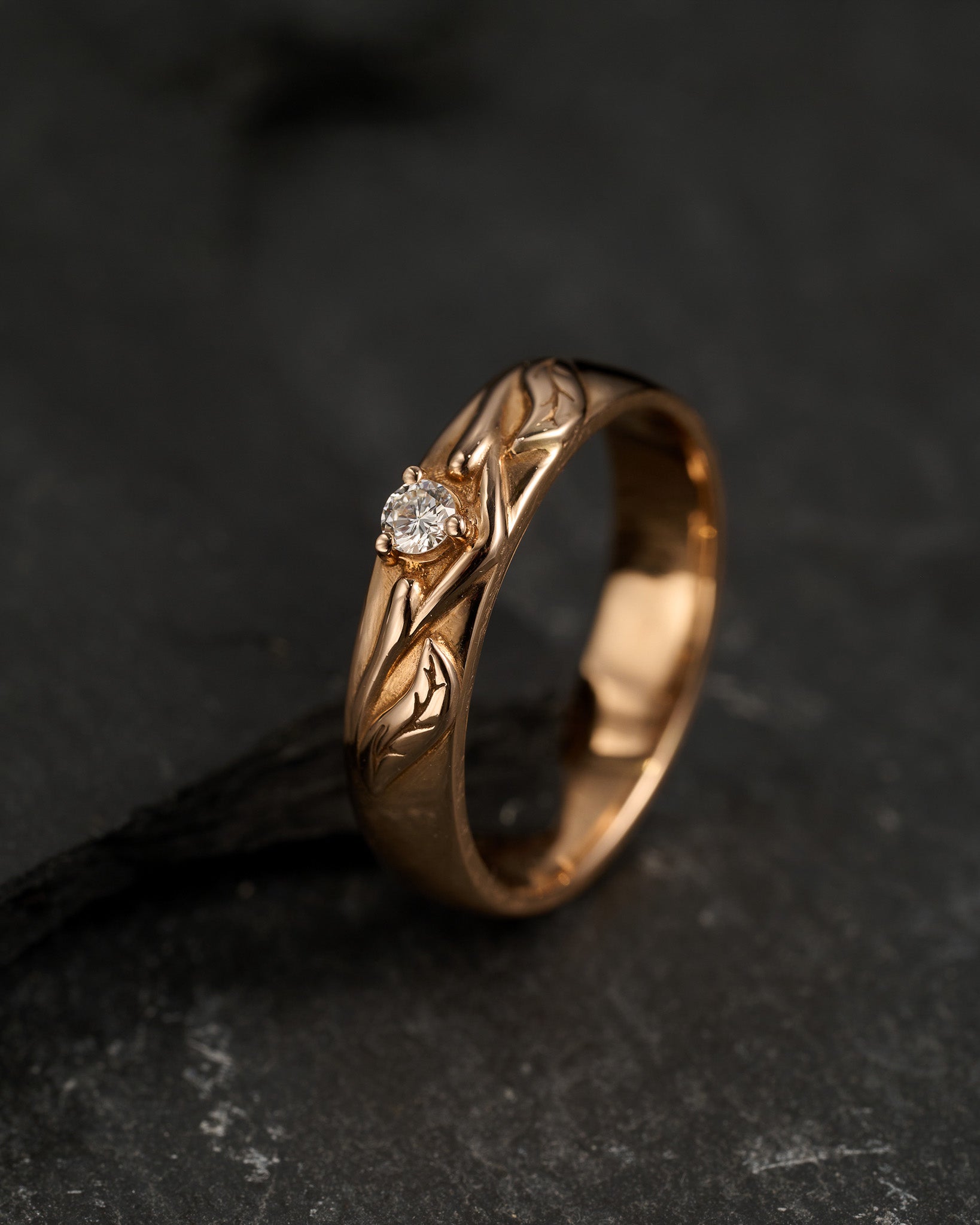 Nature wedding band with diamond / Wisteria - Eden Garden Jewelry™