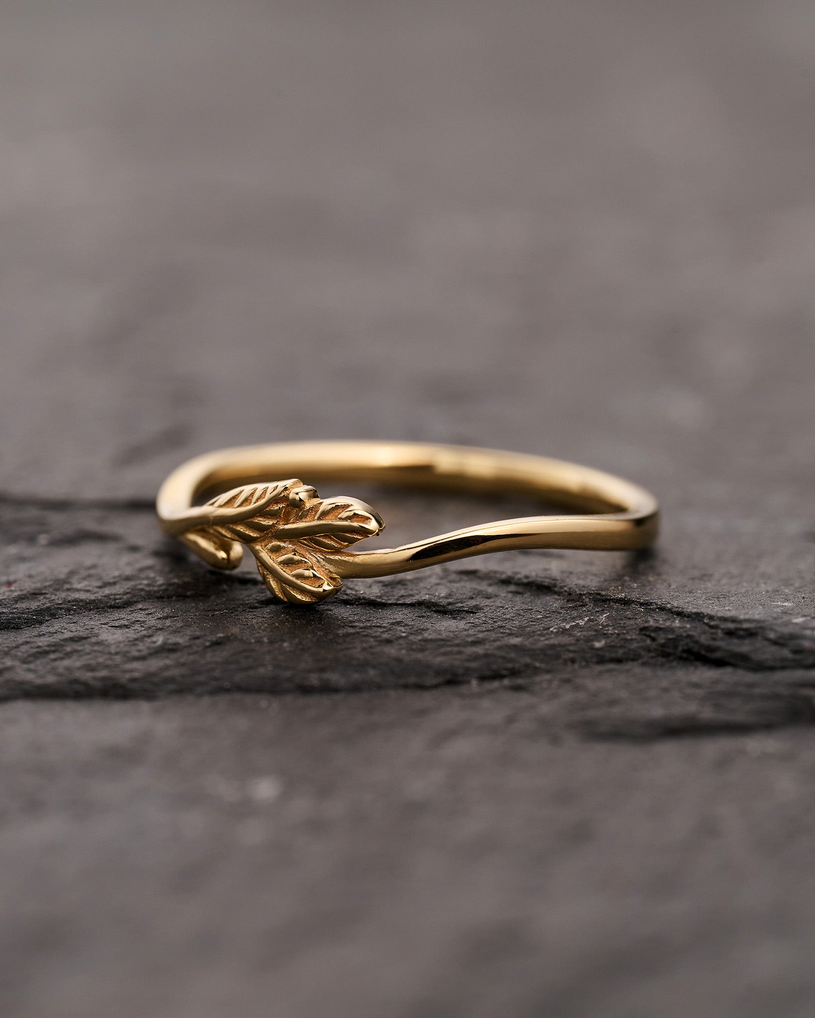 Wedding rings set for couples: classic band for him, dainty twig ring for her - Eden Garden Jewelry™