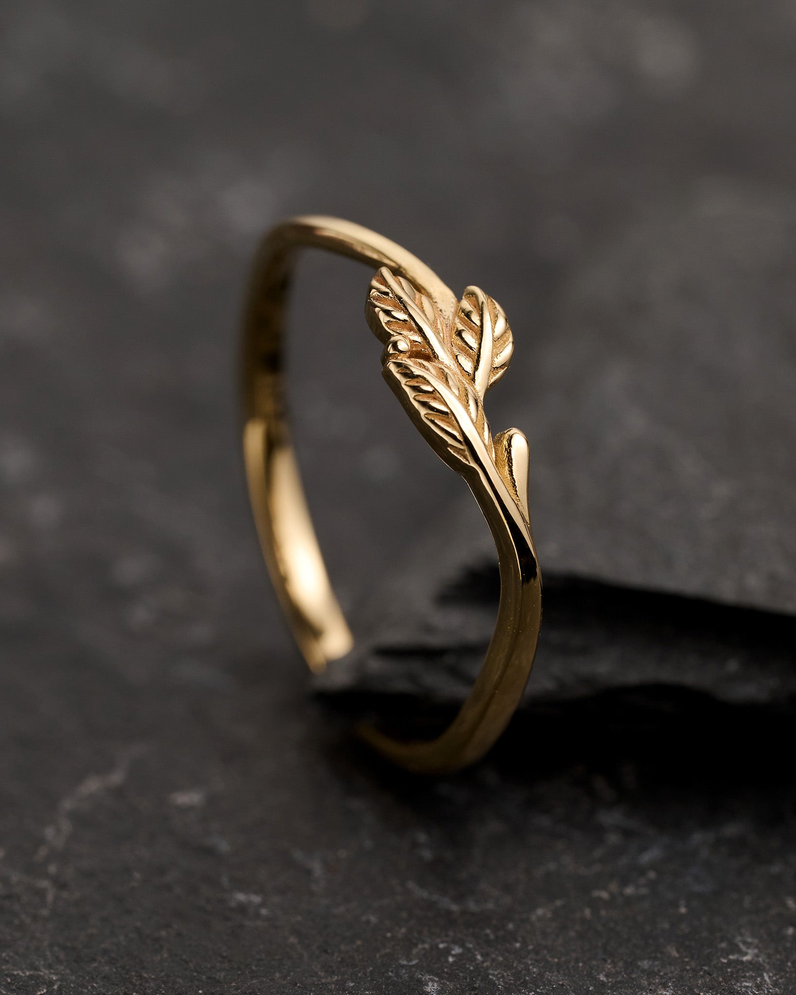 Dainty twig wedding band, solid gold ring - Eden Garden Jewelry™