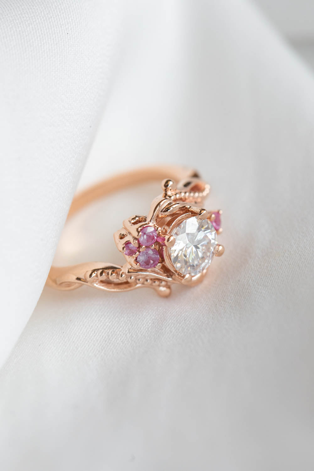 Undina assymetric | 6.5 mm round cut gemstone setting - Eden Garden Jewelry™