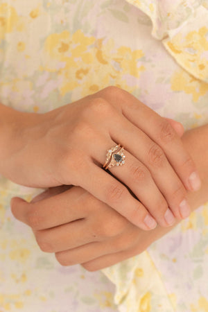 Pear cut salt & pepper diamond bridal ring set / Ariadne - Eden Garden Jewelry™