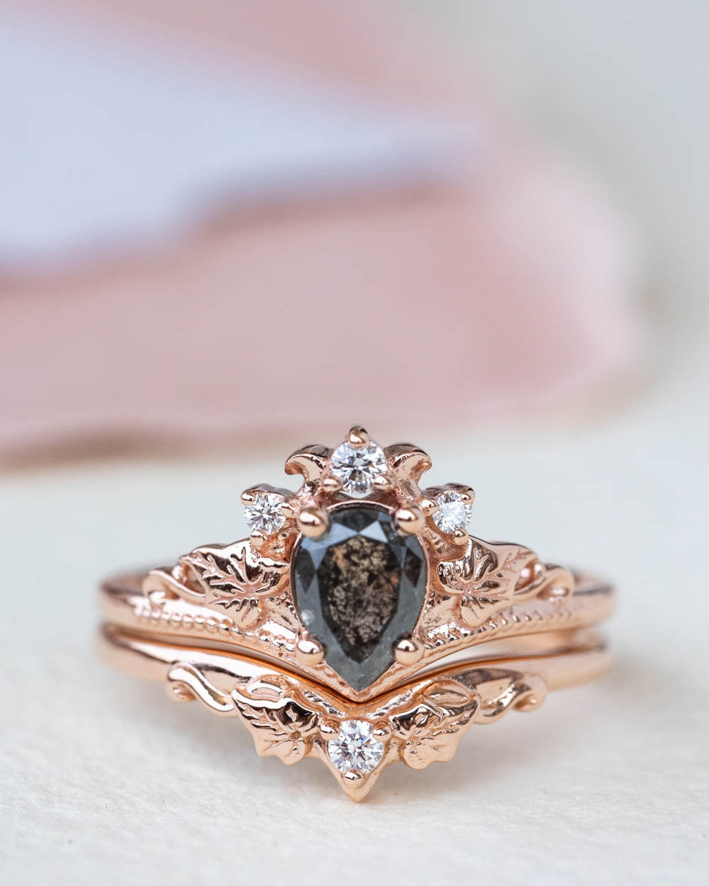 Pear cut salt & pepper diamond bridal ring set / Ariadne - Eden Garden Jewelry™