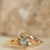 Ariadne | engagement ring, 5 mm central gemstone