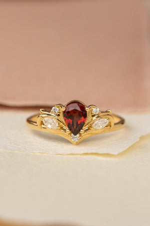 READY TO SHIP: Swanlake ring in 18K yellow gold, natural garnet pear 7x5 mm, natural diamonds, AVAILABLE RING SIZES: 8.5-10.5US - Eden Garden Jewelry™