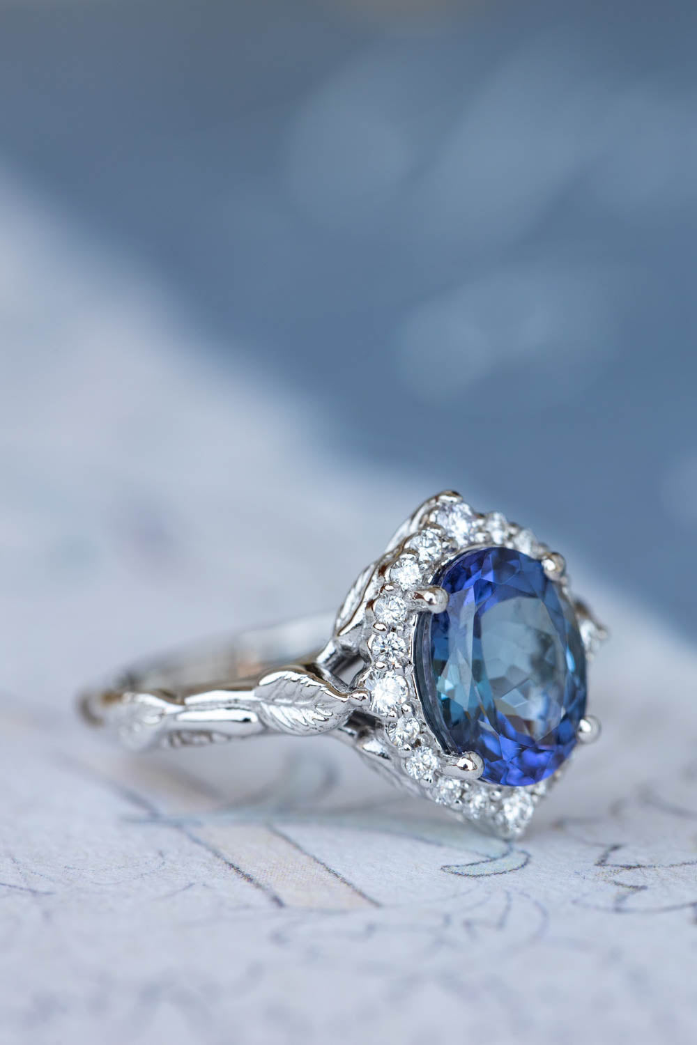 Bi-colour tanzanite engagement ring, nature inspired white gold ring with diamond halo / Florentina - Eden Garden Jewelry™
