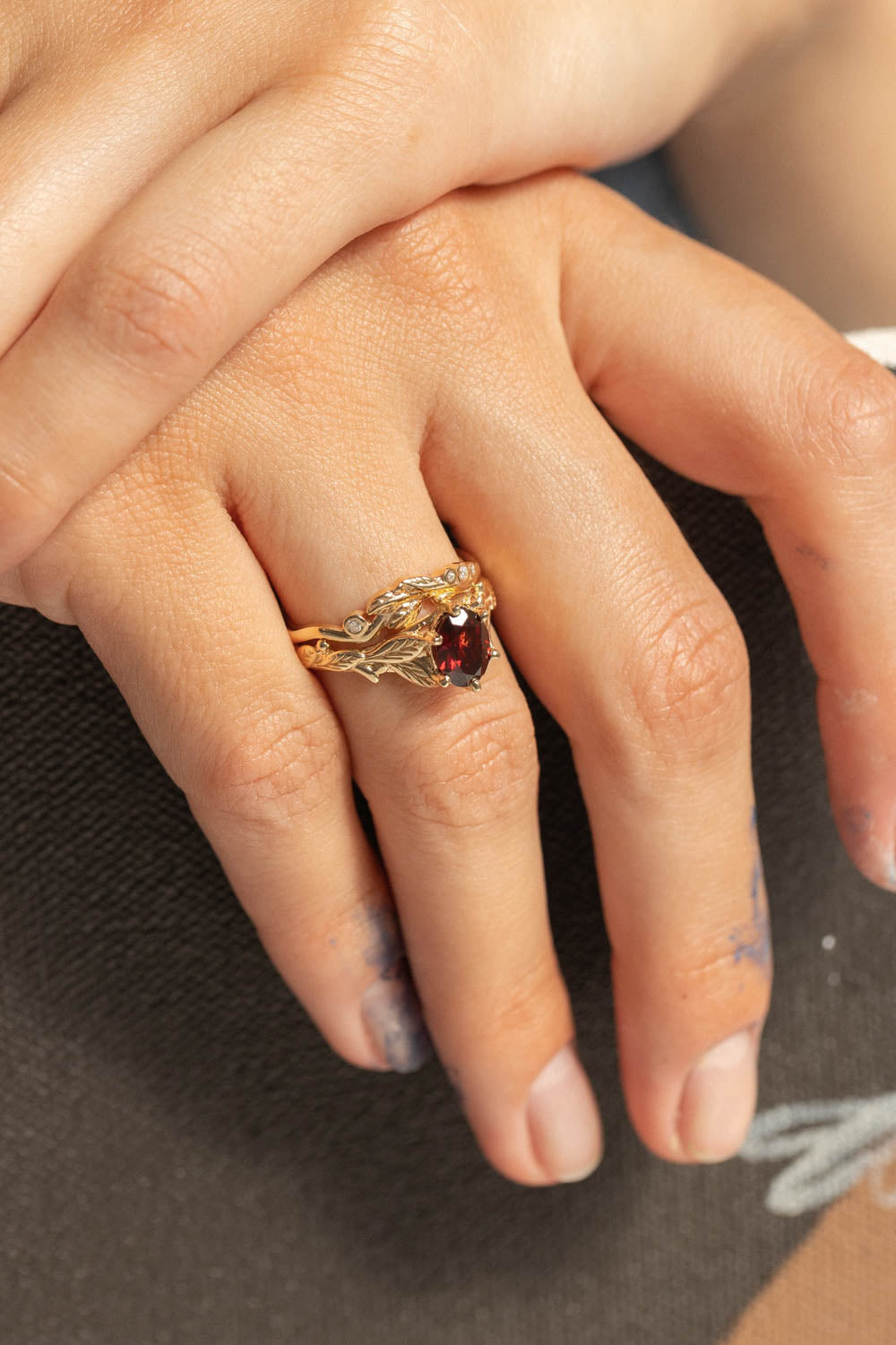 Garnet gold leaves engagement ring set, nature inspired bridal ring set / Freesia - Eden Garden Jewelry™
