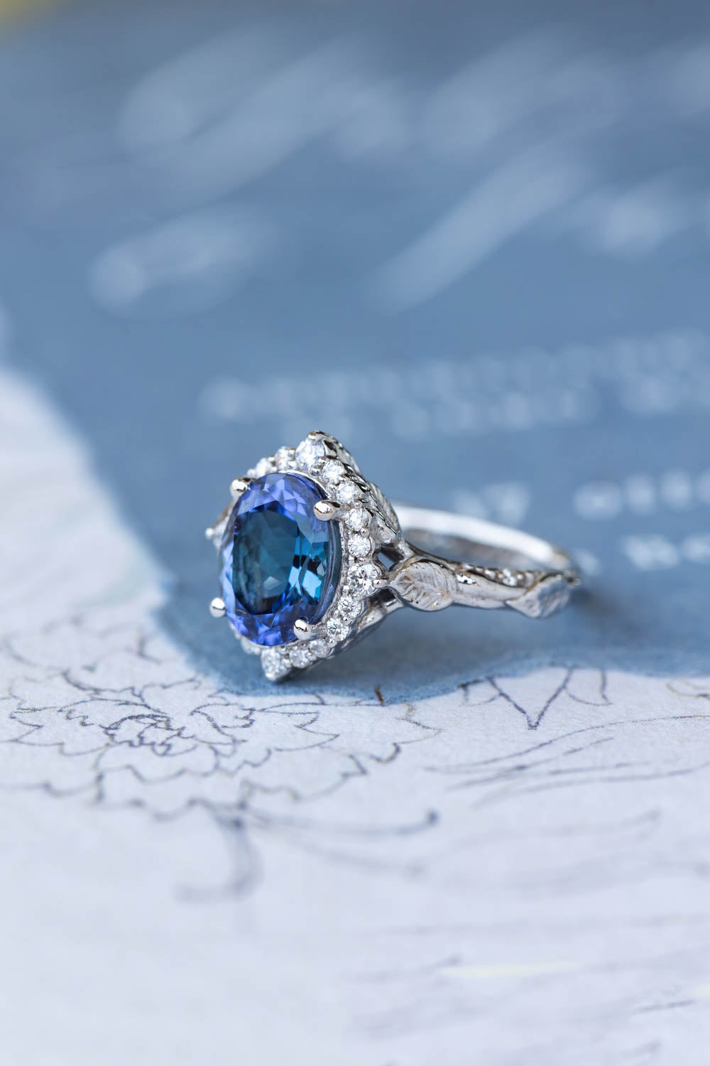 Bi-colour tanzanite engagement ring, nature inspired white gold ring with diamond halo / Florentina - Eden Garden Jewelry™