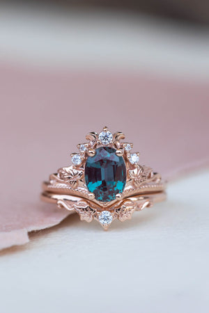 Bill Hicks Jewellery Design - This stunning Ceylon Sapphire and diamond  halo engagement ring is 50% off in our VIP sale, so are all our coloured  gemstone stock jewellery including loose Gems!!