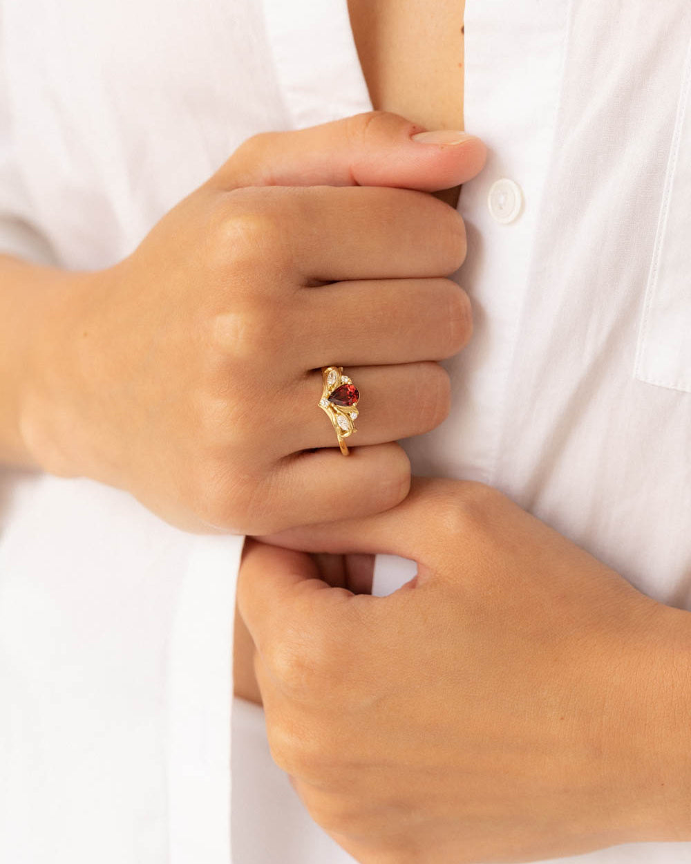 READY TO SHIP: Swanlake ring in 18K yellow gold, natural garnet pear 7x5 mm, natural diamonds, AVAILABLE RING SIZES: 8.5-10.5US - Eden Garden Jewelry™