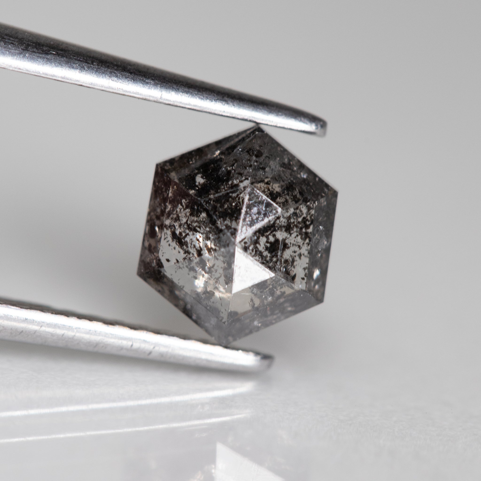Salt & Pepper diamond | natural, hexagon cut 1.2 ct - Eden Garden Jewelry™