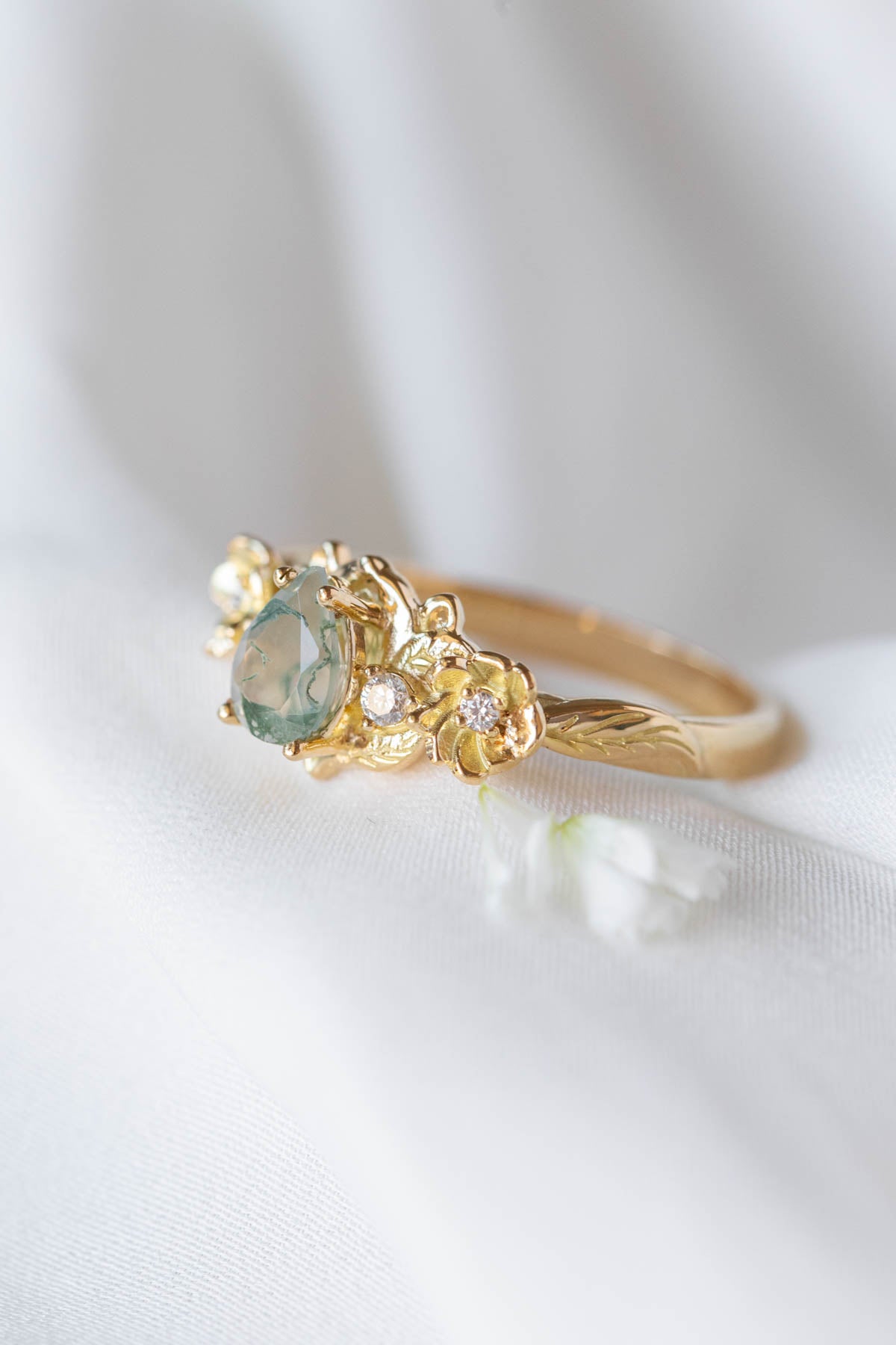 Moss agate and diamonds floral engagement ring / Adelina - Eden Garden Jewelry™