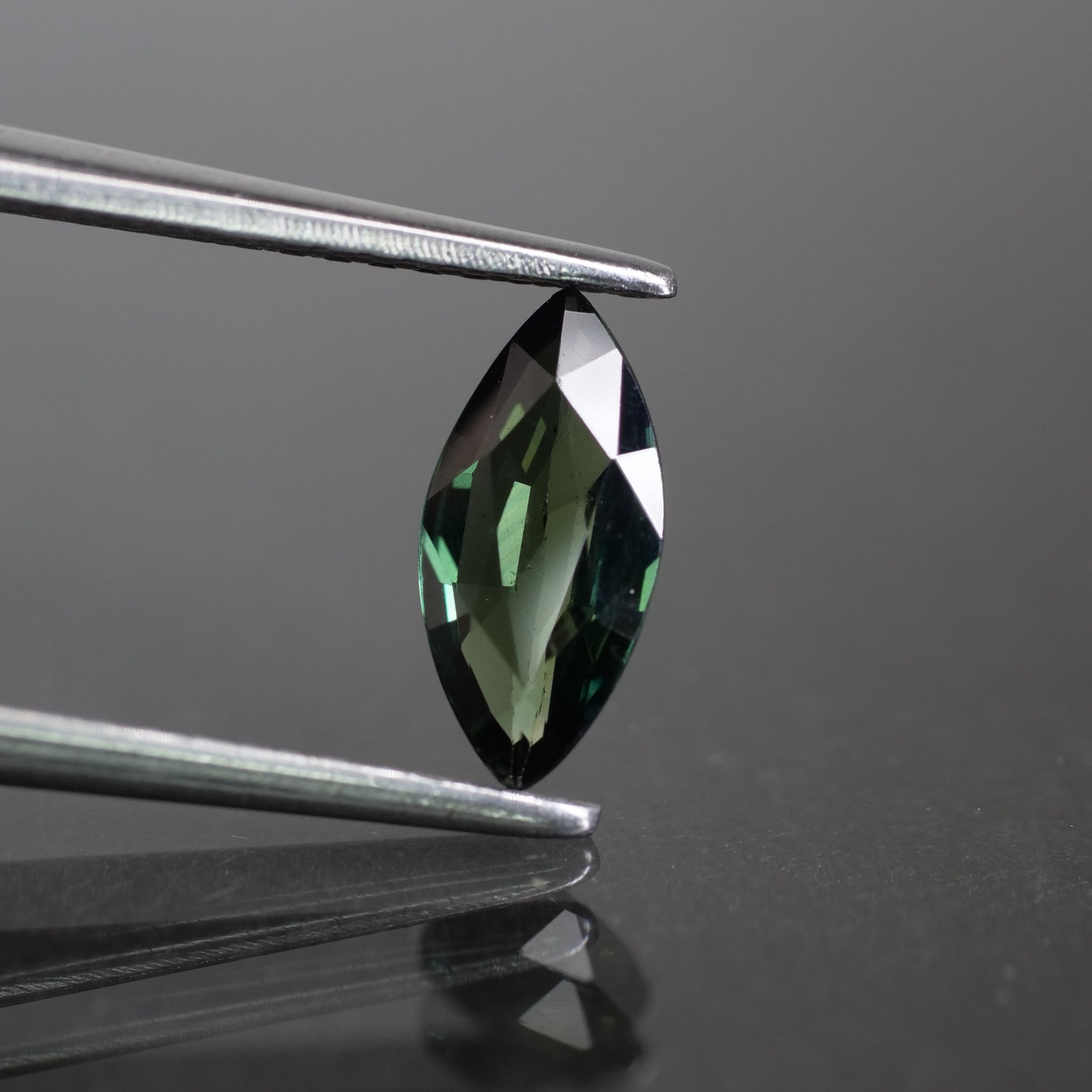 Sapphire | natural, green color, marquise cut 8.8x4.2 mm, 0.58 ct, Australia - Eden Garden Jewelry™