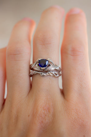 Wedding ring set with trillion sapphire / Clematis - Eden Garden Jewelry™