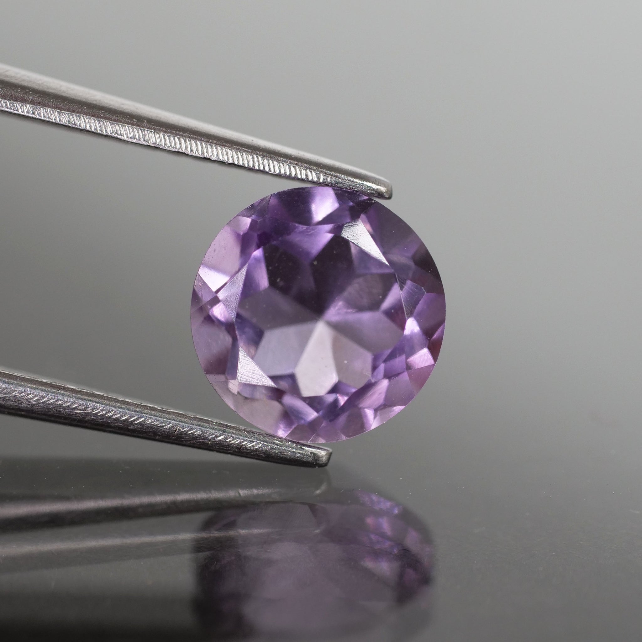 Amethyst | round cut, lavender 5mm, 0.5 ct, VS clarity, Brasil - Eden Garden Jewelry™
