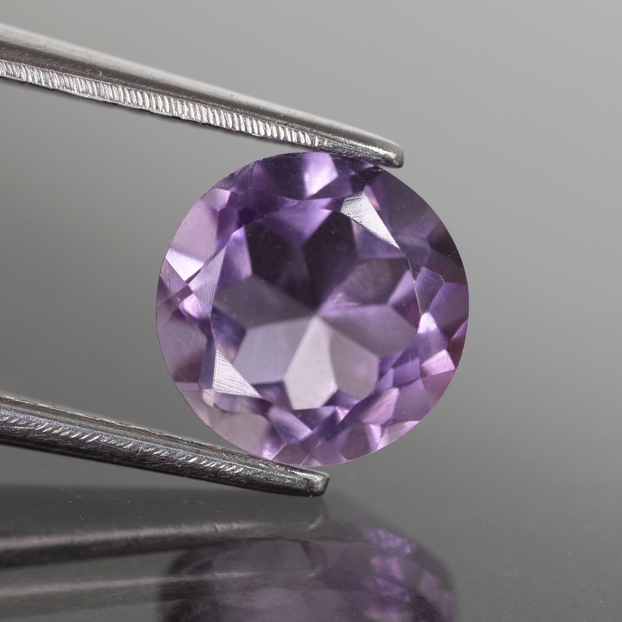 Amethyst | round cut, lavender 6mm, 0.8 ct, VVS clarity, Brasil - Eden Garden Jewelry™