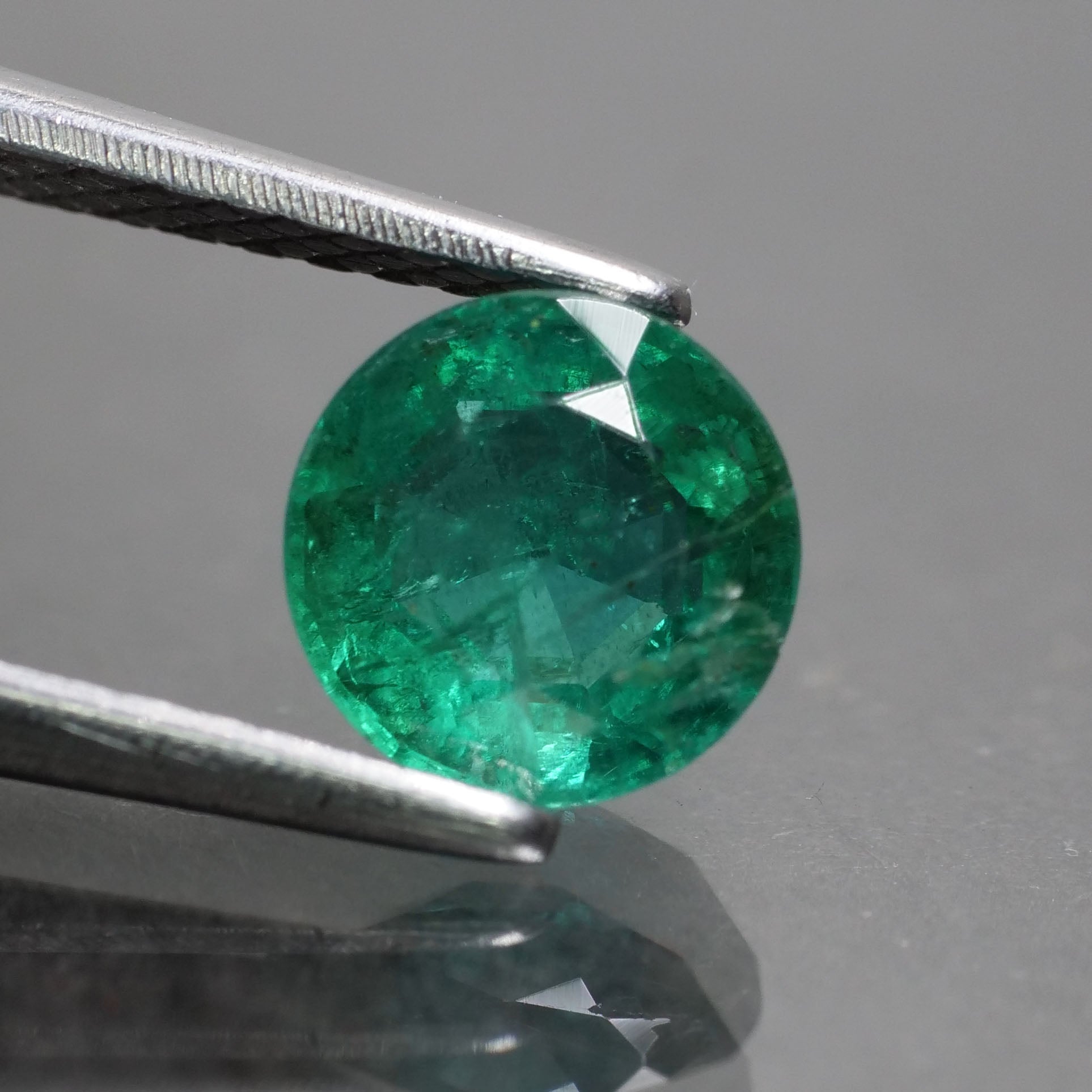 Emerald | deep green, natural, round cut 6mm*, AAAA quality, Zambia, 0.75 ct - Eden Garden Jewelry™
